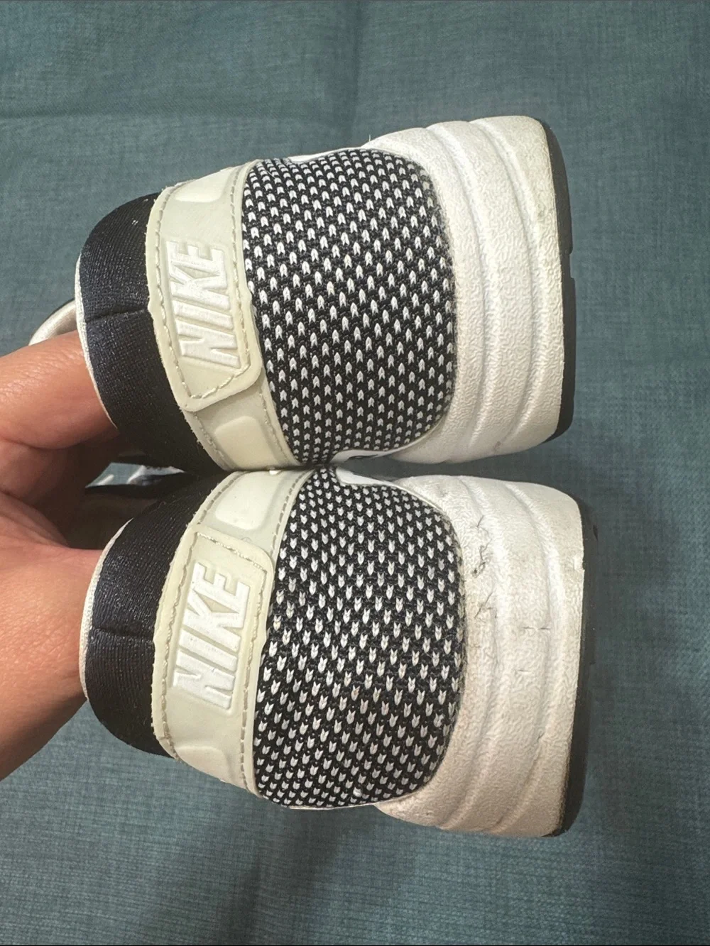 Nike Air Max Zero Sneakers Size 5Y Cream and Black Mesh Material Oreo 881224-001
